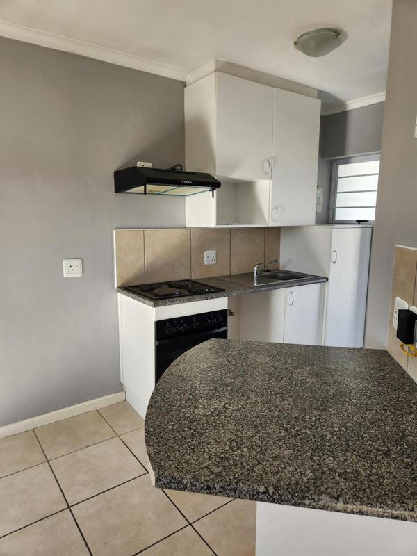 To Let 2 Bedroom Property for Rent in Stellendale Western Cape